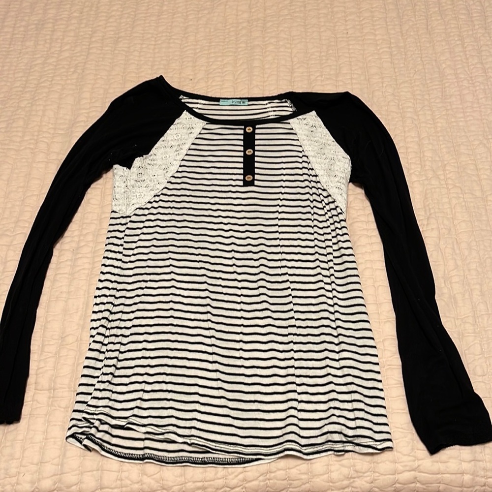 Small lacy shirt from Maurice’s